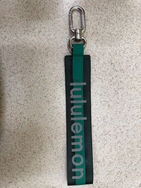 lululemon Never Lost Keychain Green